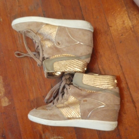 Michael Kors Nikko Wedge High Top Suede Sneakers Sz 8.5 - Picture 8 of 9